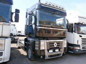    Renault () /  :   - -
