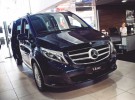 Mercedes-benz V- 2017. 