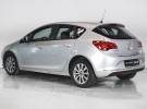 Opel Astra 2013. 