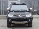 Mitsubishi Pajero sport 2012. 