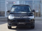 Mitsubishi Outlander 2012. 