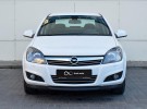 Opel Astra 2014. 