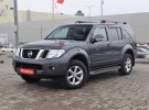 Nissan Pathfinder 2013. --