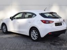 Mazda 3 2013. 