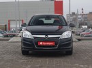 Opel Astra 2012. --