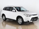 Mitsubishi Outlander 2014. 