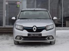 Renault Logan 2015. 