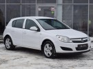 Opel Astra 2011. 