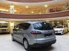 Ford S-max 2009. 