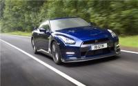 Nissan GT-R 2011,    .