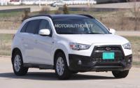   Mitsubishi Outlander Sport 