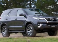 Toyota    Fortuner  