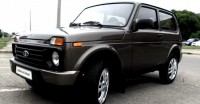 LADA 4x4 Urban    蠗 