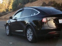  Tesla X  